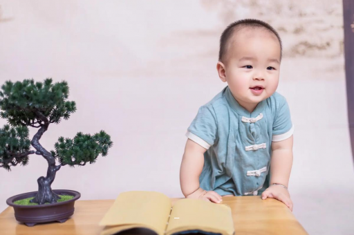 萍乡宝宝脸上小白点